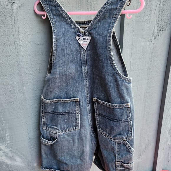 Oshkosh B'Gosh Denim Shortalls Unisex Size 3T - Picture 4 of 6